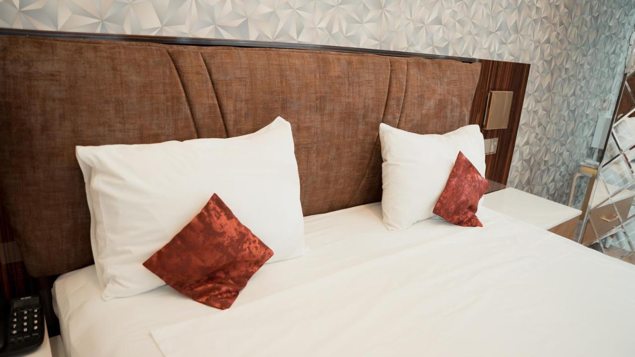 Dionis Baku Hotel Экстерьер фото