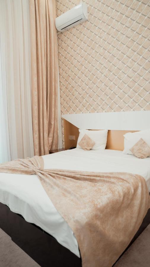 Dionis Baku Hotel Экстерьер фото